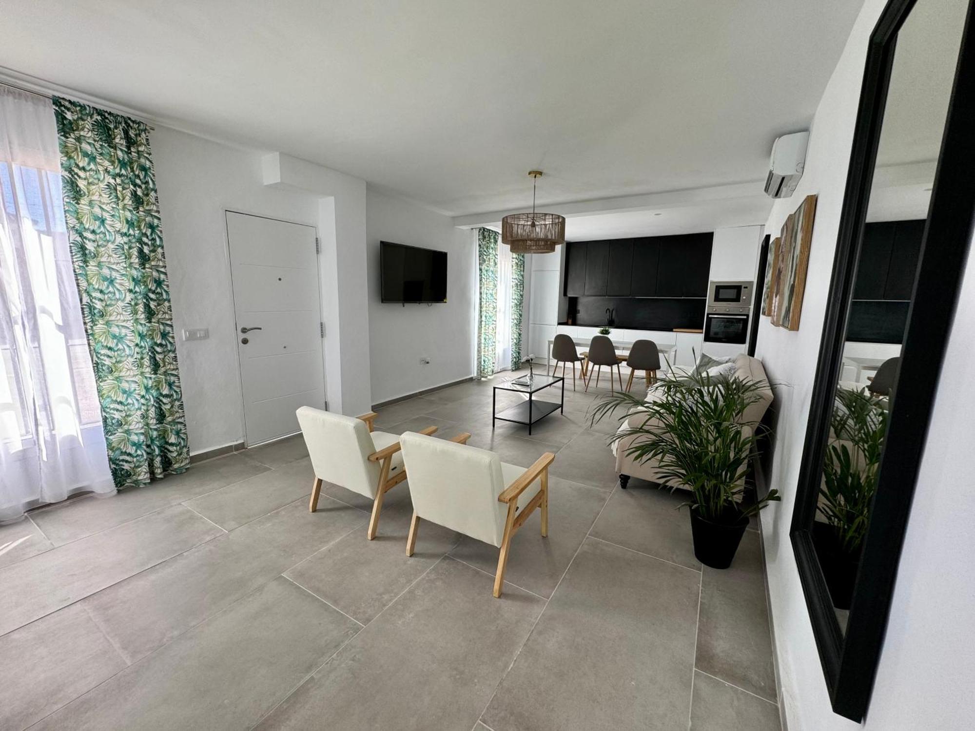 Apartamentos Munoz Fornell 2 ชิกลานา เด ลา ฟรอนเตรา ภายนอก รูปภาพ